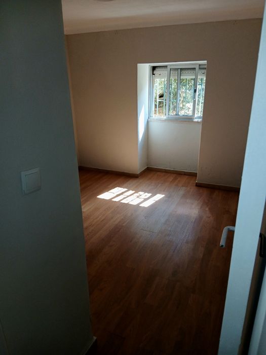 Andar de moradia t2 com terreno 1300 quadrados