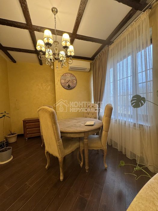 Сдається в оренду  2-кім кв 85 кВ.