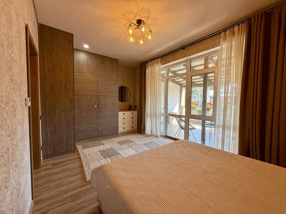 Продам таунхаус з ремонтомв закритому КМ Грін Плейс Green Place Ірпінь