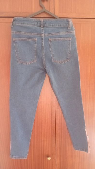 Calças de ganga, sem uso