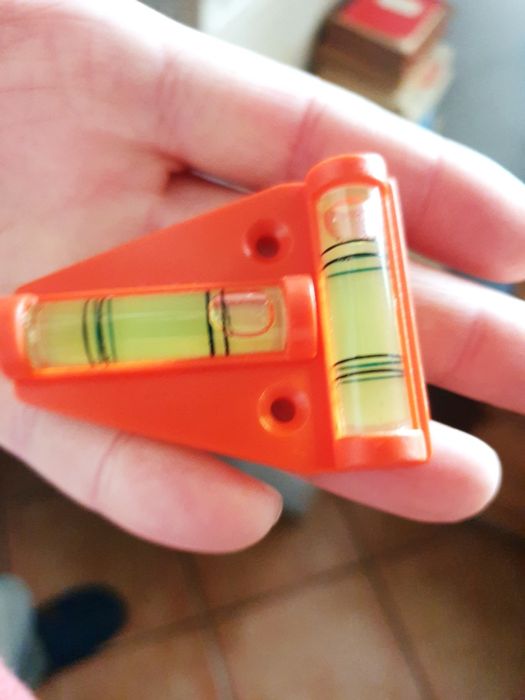 Mini nível em T (Acrílico)