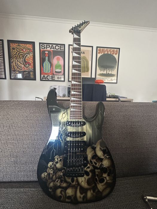 Jackson DK2 Dinky Pro Series “Pile O’ Skulls” – Made in Japan (2005)