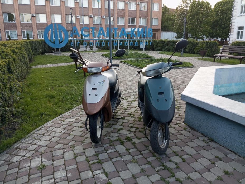 Продам мопед Suzuki let's 2
