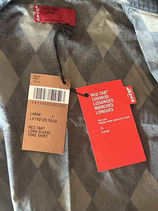 Sprzedam nową (metki) koszulę firmy Levi Strauss & Co. rozmiar L