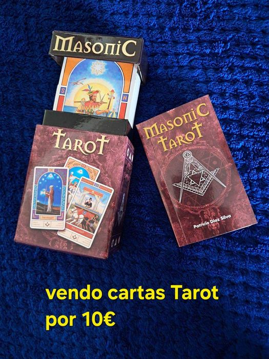 Oráculos e Tarôs