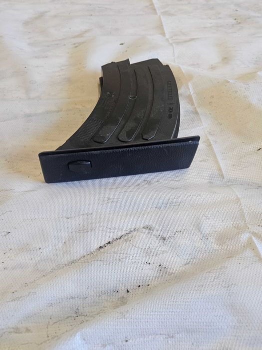 Lewy cupholder bmw e60 e61 europa!