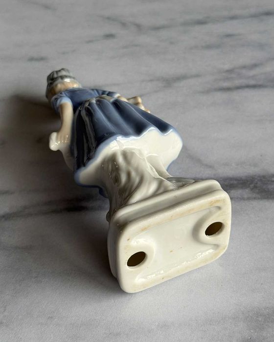 Vintage porcelanowa figurka Żniwiarka – prawdopodobnie Carl Scheidig