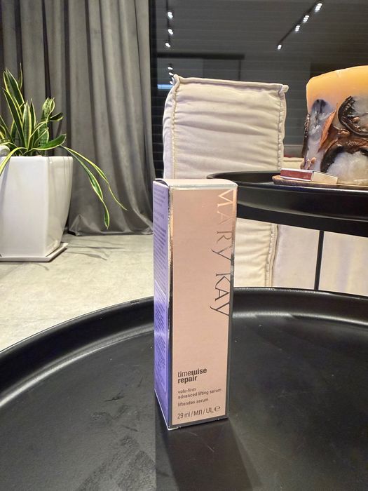 Liftingujące Serum do twarzy Volu-Firm TimeWise Repair Mary Kay