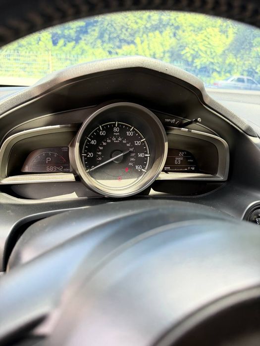 Продаю Mazda 3 TOURING