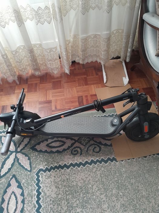 Trotinete Segway Ninebote