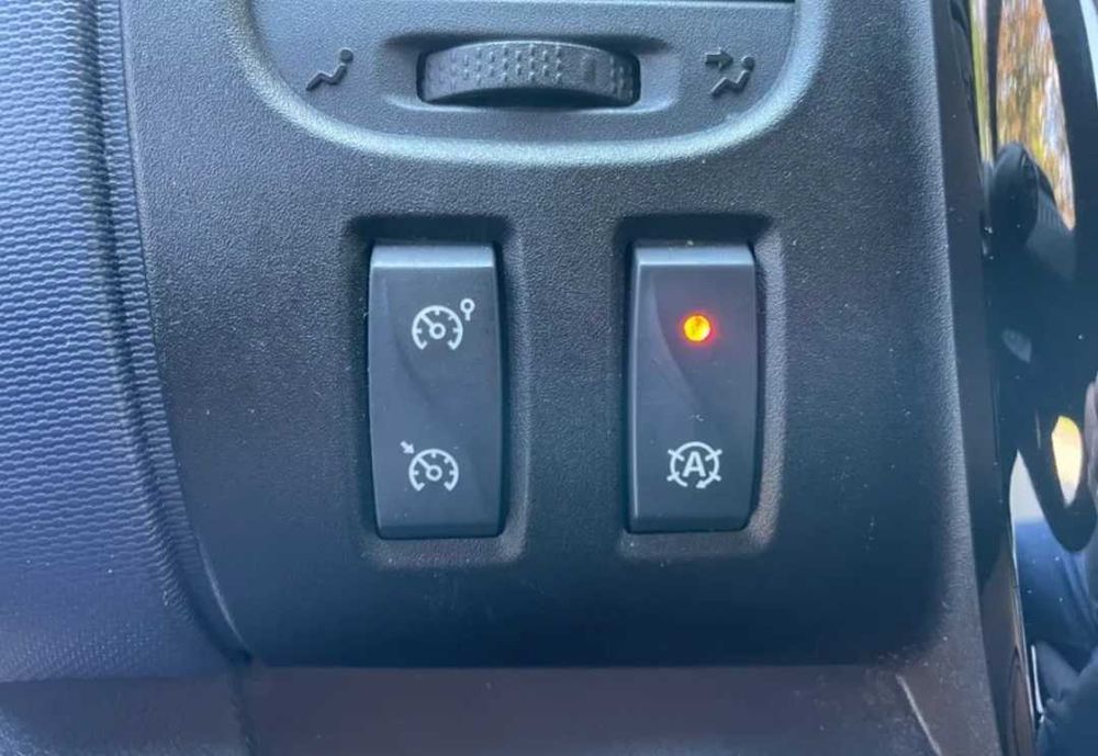 Wypożyczalnia BUS 9-os. Opel Vivaro Long SUPER CENY!