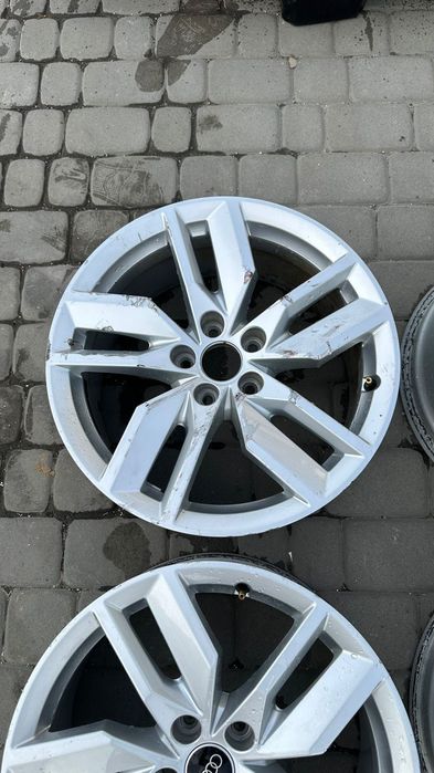 Диски Audi Q5 Q3 Q7 R18 Оригінал