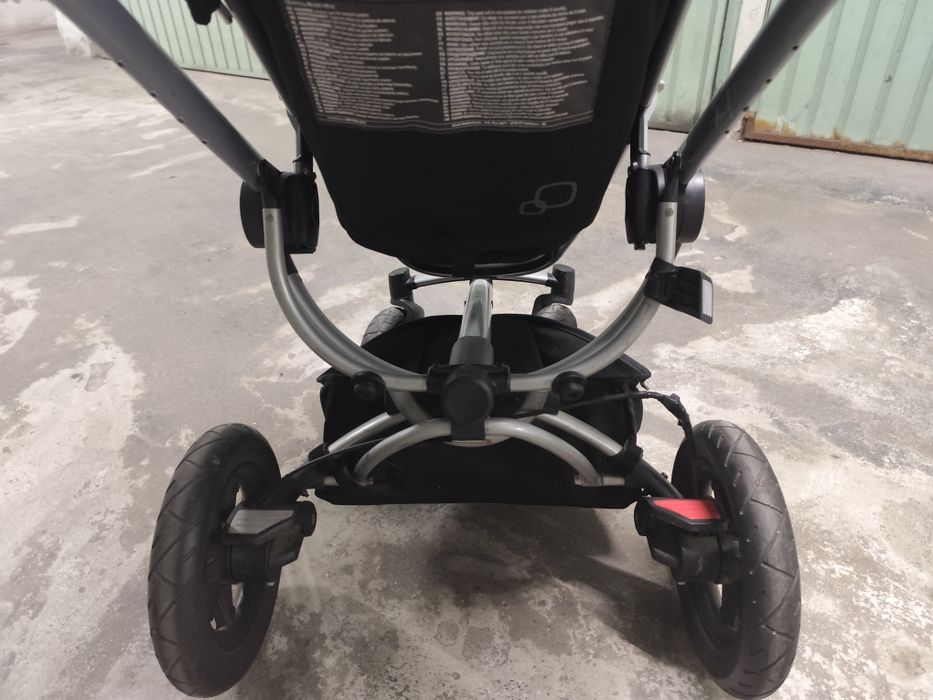 Carrinho bebê Quinny Buzz Xtra Grey