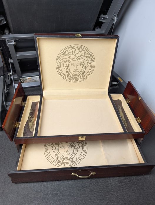 Велика деревяна шкатулка  коробка для зберігання