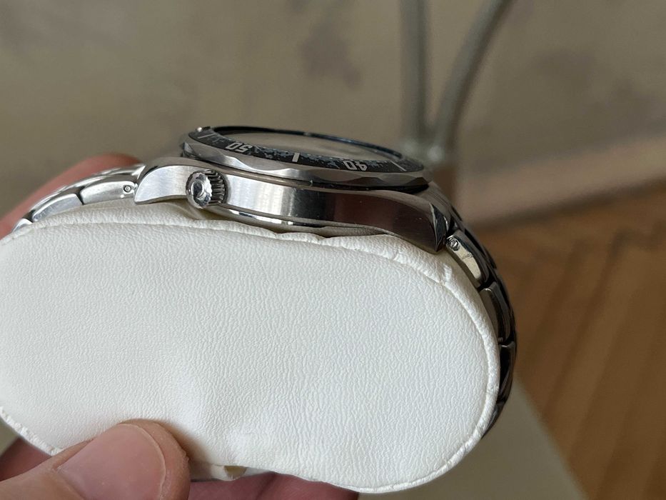 Мужские часы, Omega - кварц,