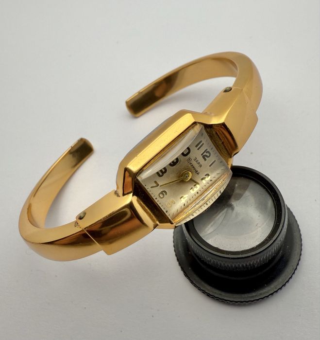 Zegarek Damski Zaria