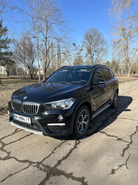 Продам BMW x1 2017