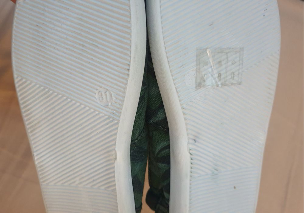 Тапочки,слипоны Reserved 31 и 32