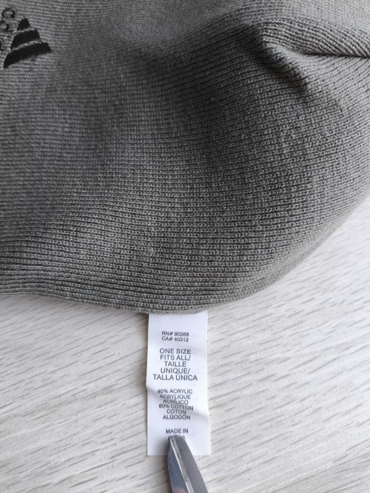 Czapka  Adidas męska ,zimowa ,zielona USA Nowa..