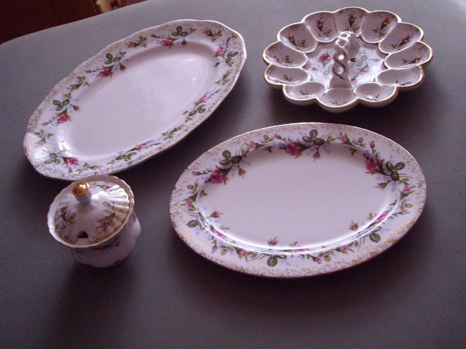 Talerz zastawa koszyk na jajka porcelana Chodzież różyczki PRL bdb