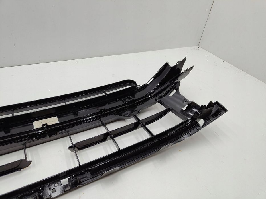 porsche panamera iii 976 grill atrapa chłodnicy 976807683e