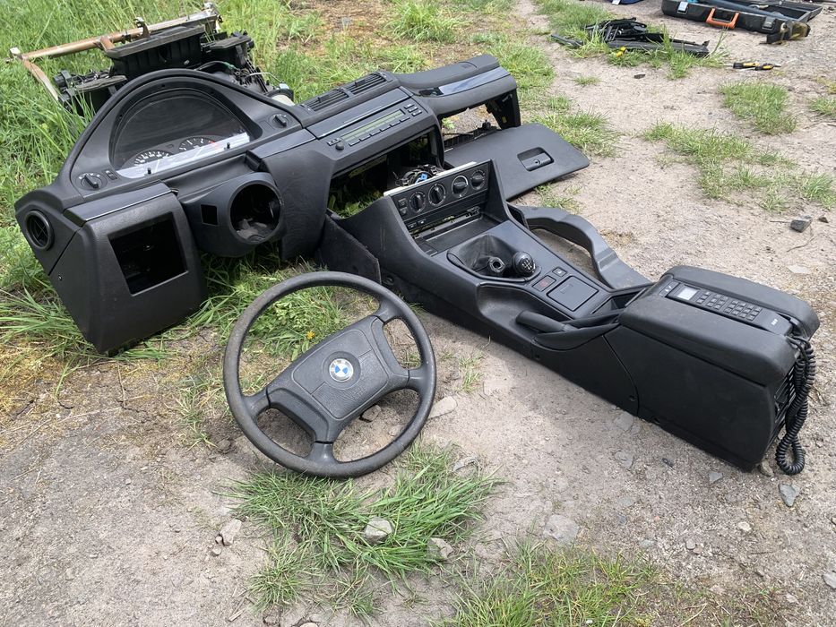 Торпедо панель спидометр BMW Бмв e32 e34 e36 е38 е39 е46 e53