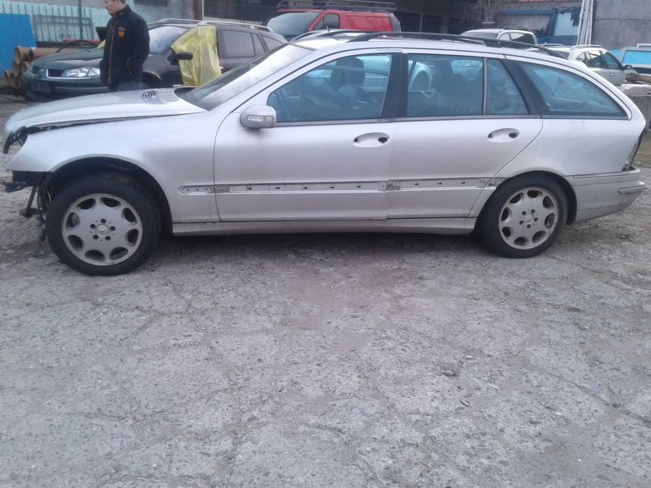 Mercedes W203 C Klasa Kombi Drzwi Maska Atrapa Hak Alufelgi Skóra 2.7