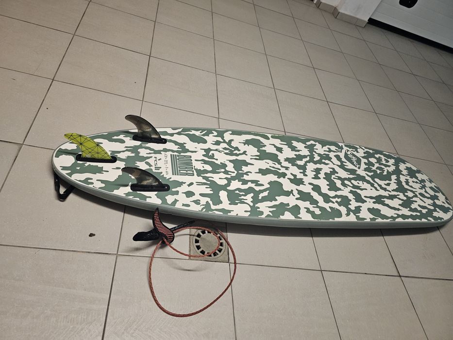 Softech Bomber 6’10 60L – Top para apanhar muitas ondas