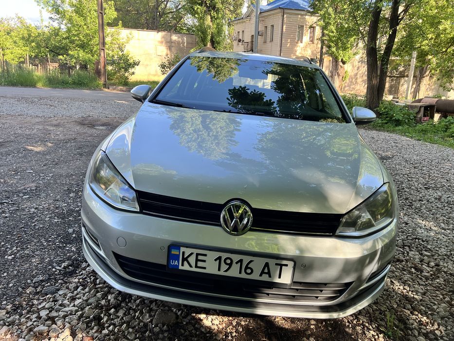 Продам Фольксваген гольф 7 1,4 tsi