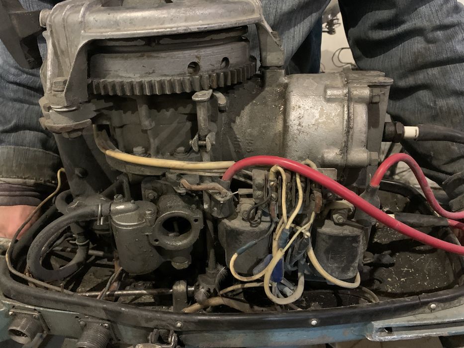 Продам лодочный  мотор Вихрь 30 со стартером