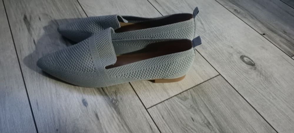 Nowe baleriny szare r. 39