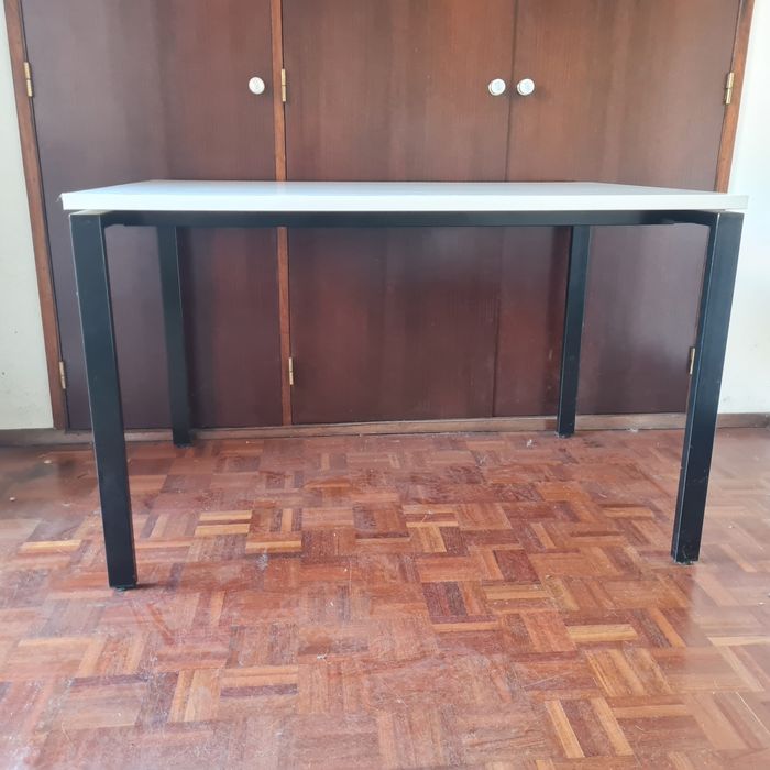Mesa  de  jantar 120*80 cm