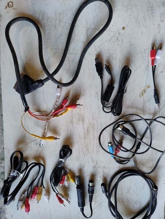 Шнури для комп'ютерної техніки