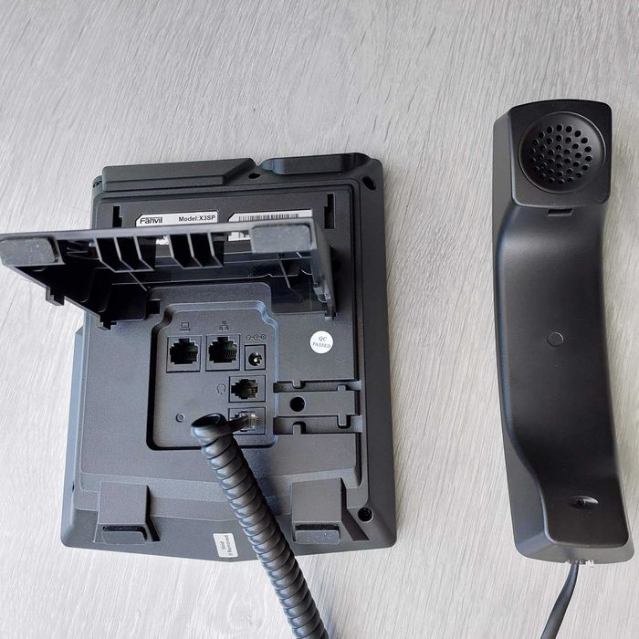 Telefone IP Voip SIP Fanvil X3SP LCD de 2.4" cores com 2 linhas