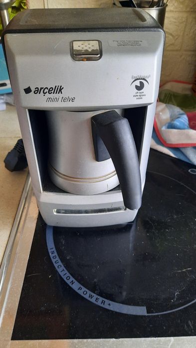 Електрична кавоварка-турка