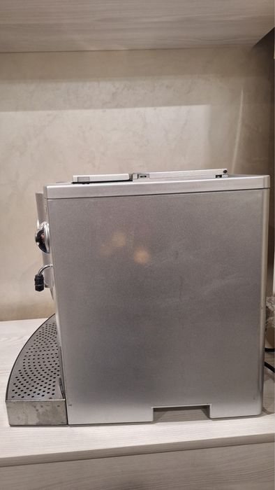 Кавоварка Jura Impressa S95