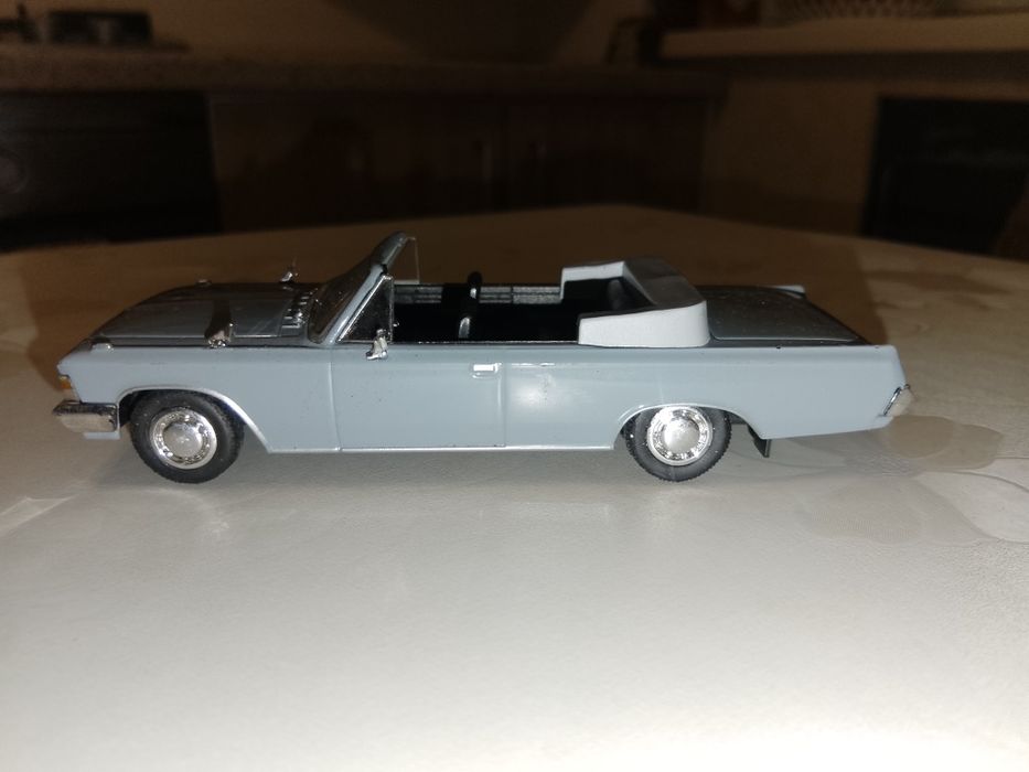 Продам игрушки машинки.