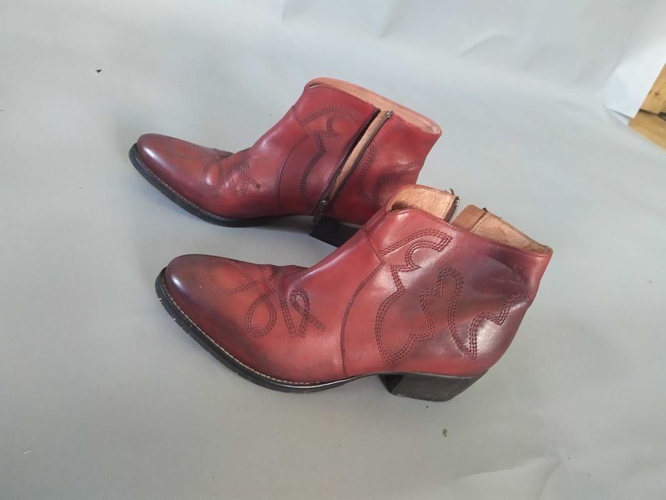 Pastelle Patricia Elbaz – czerwone kowbojki skóra vintage, rozmiar 38