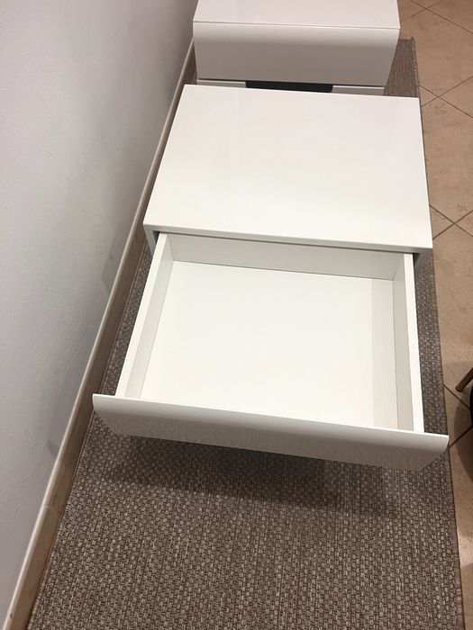 Mesas de Cabeceira - BRANCO BRILHANTE
