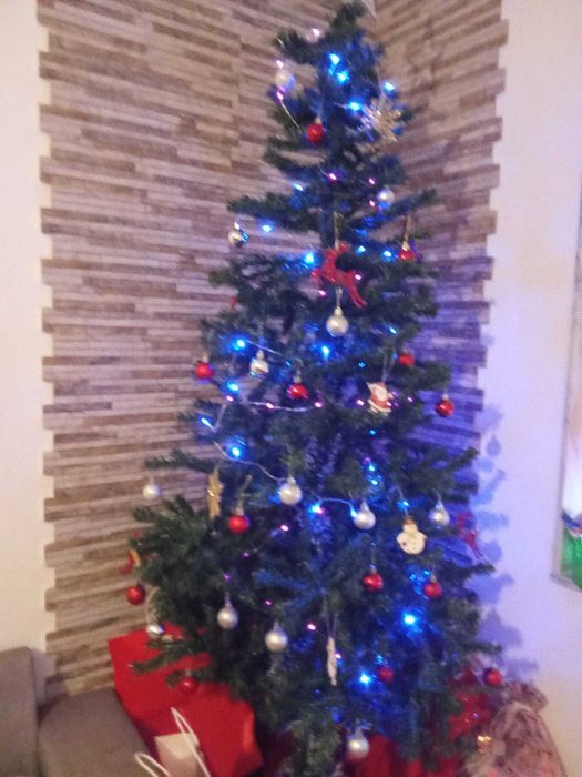 Arvore de Natal com enfeites