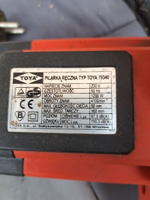 Pilarka elektryczna TOYA uszkodzona , silnik sprawny.