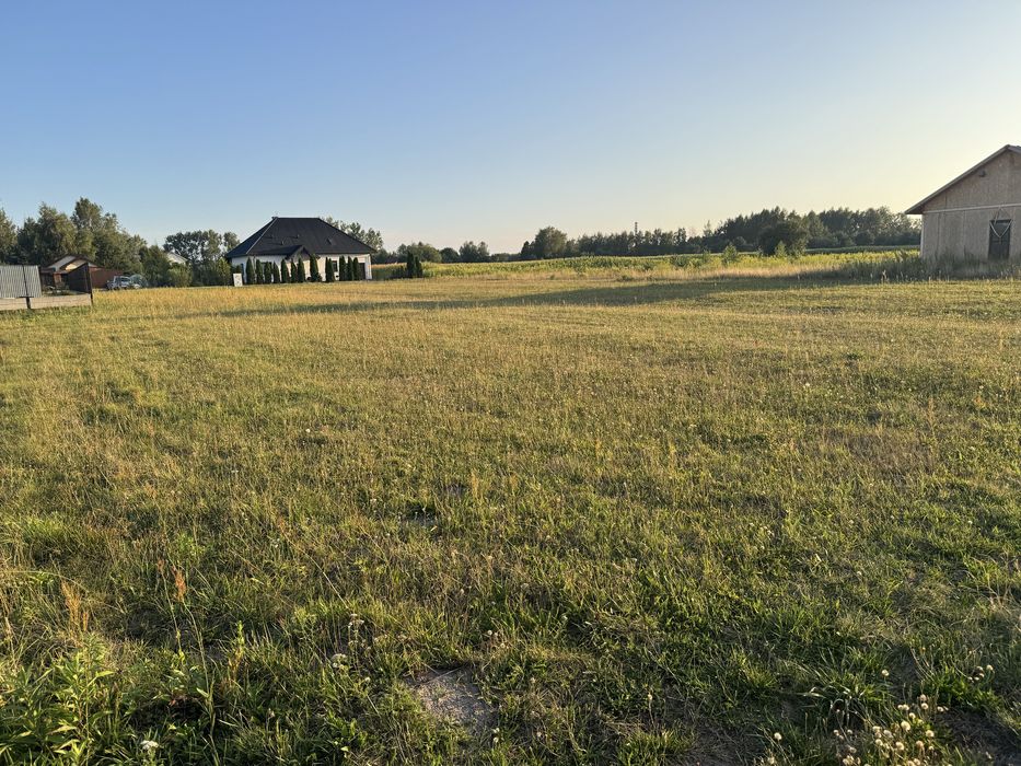 Dzialka budowlana 1180 m2 w Węgrowie