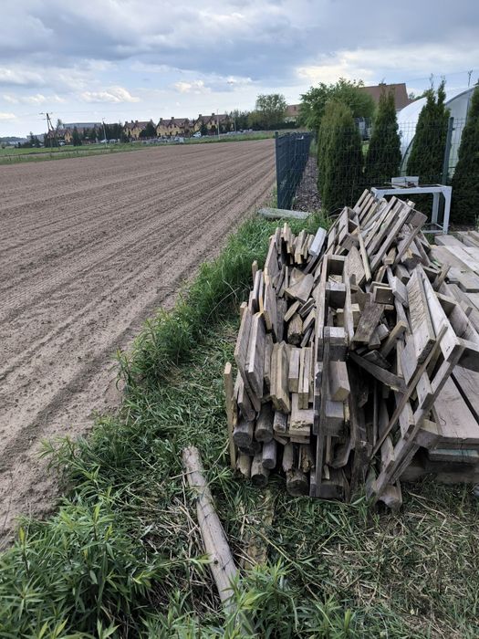 Drewno po budowie oddam za darmo