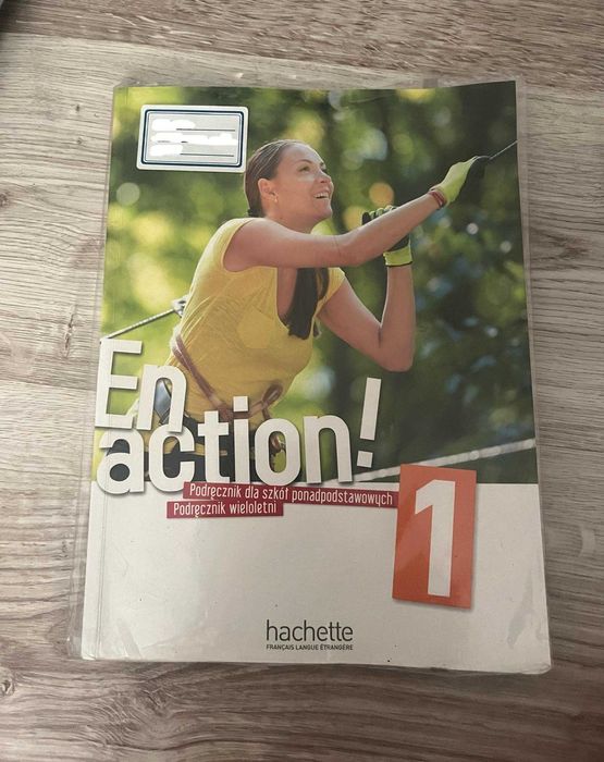 Podręcznik En action! 1.