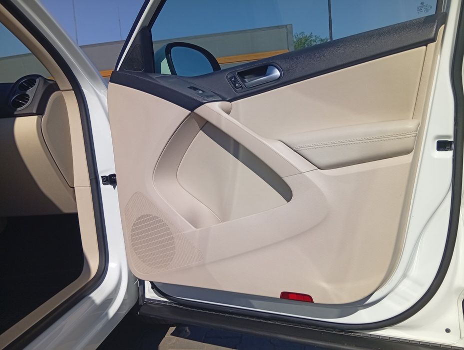Volkswagen Tiguan автомат