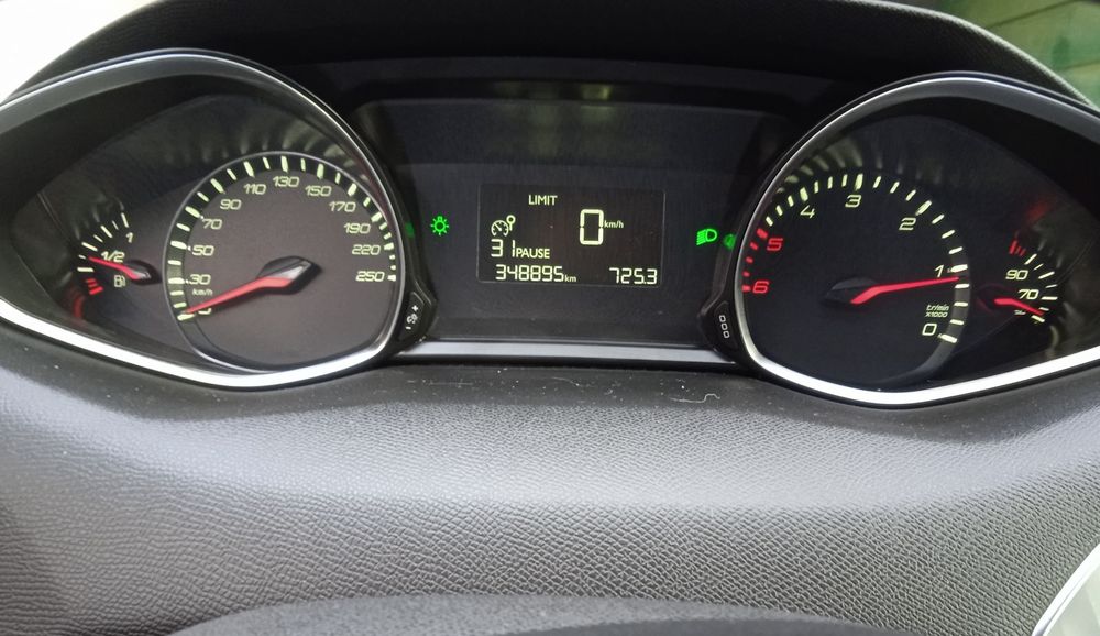 Peugeot 308 1.6 BlueHDi