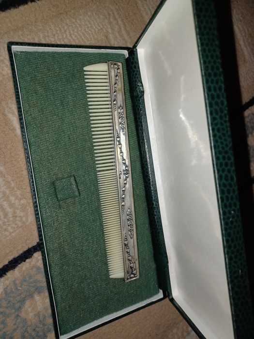 Pente em prata vintage