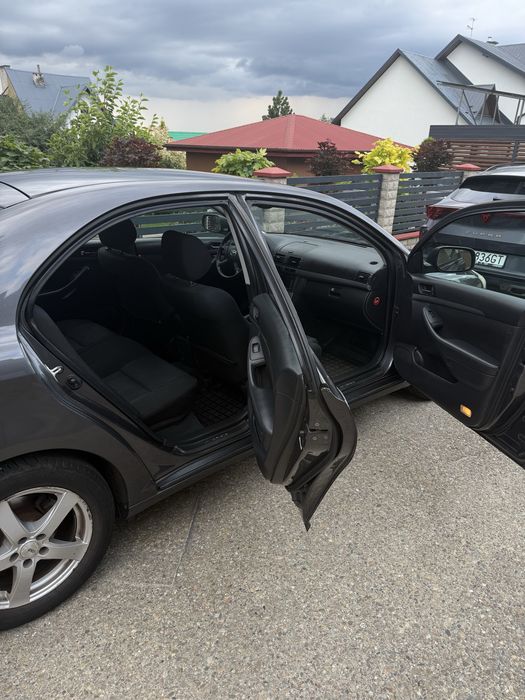 Toyota Avensis Exclusive