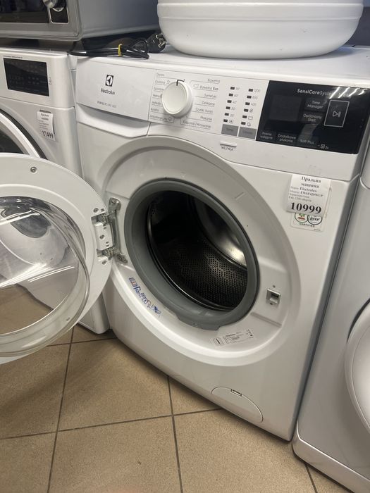 Пральна машина Electrolux