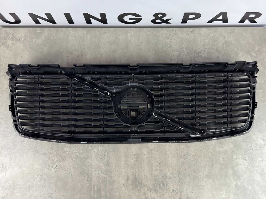 Решітка радіатора ( розширена комплектація ) - Volvo XC90 II 31408442: ...
